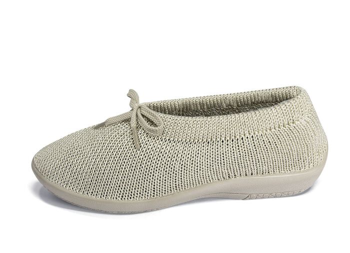 Ballerina mit elastischem Einschlupf und Schnürung BEIGE